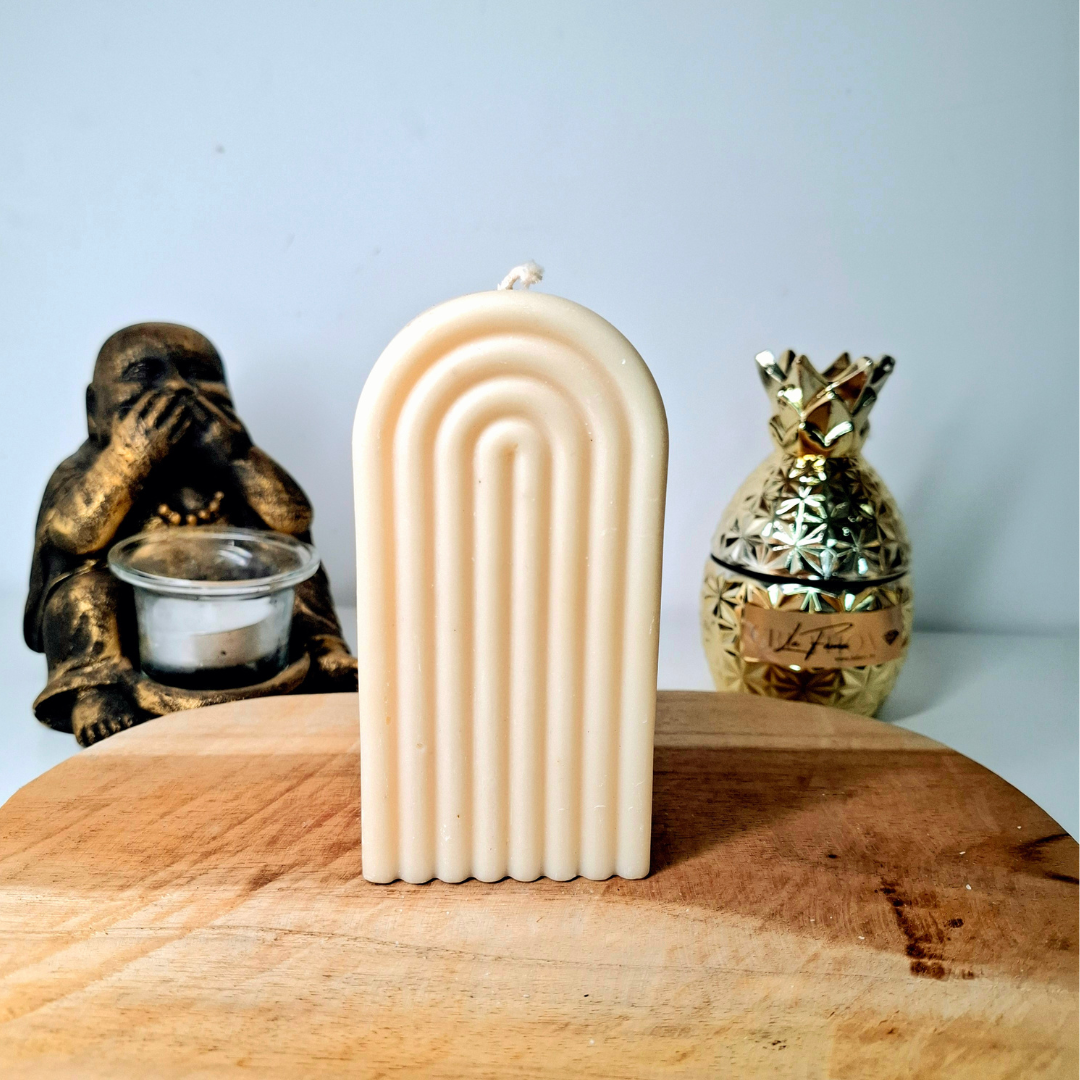 Arche - Bougie moulée et parfumée Mûre & Myrtille